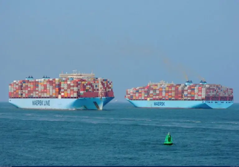 Maersk повышает прогноз несмотря на снижение показателей