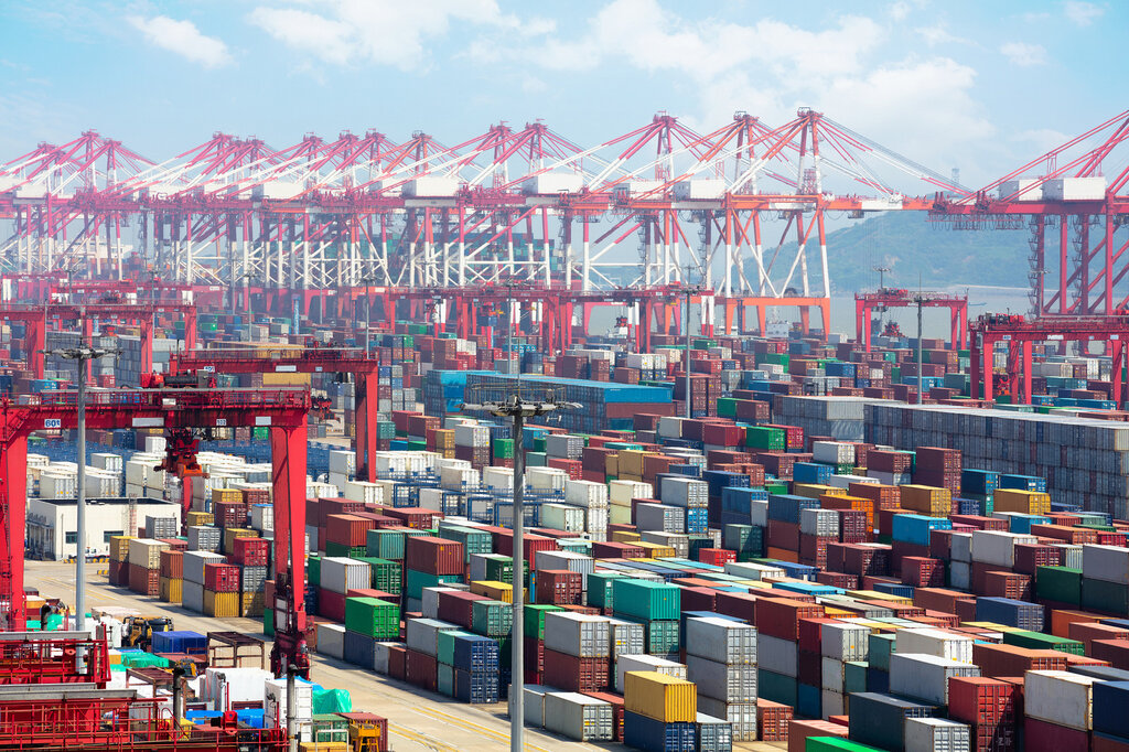 Рост грузооборота и контейнерооборота порта Шанхай в январе-марте 2024 года